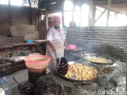 Harga Kedelai Naik, Produsen Tahu-Tempe di Bojonegoro Menjerit