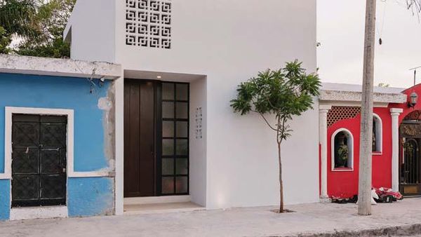 7 Foto Rumah Anti Sombong, Luarnya Sederhana Dalamnya Bikin Terpana