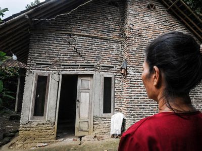 Rumah-rumah di Lebak Ini Rusak Gegara Pergerakan Tanah
