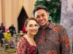 Ingin Menikah di 2023, Ayu Ting Ting Serahkan ke Ivan Gunawan