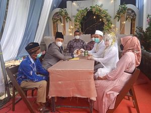 Selamat! 27 Pasangan di Lamongan Menikah di Tanggal Cantik 22-2-2022 Selamat! 27 Pasangan di Lamongan Menikah di Tanggal Cantik 22-2-2022