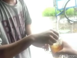 Es dari Langit Boleh Dikonsumsi, Asal ....