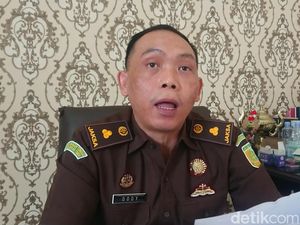 Bos Media di Surabaya Terpidana Korupsi Rp 7,3 M Belum Dieksekusi Bos Media di Surabaya Terpidana Korupsi Rp 7,3 M Belum Dieksekusi
