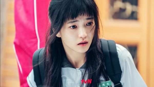 Pesona Kim Tae Ri, Aktris 31 Tahun Jadi Anak SMA di Twenty Five Twenty One