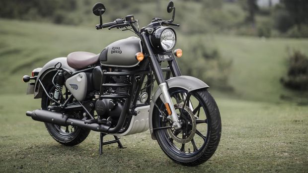 Royal Enfield Classic 350 Dark Gun Metal Grey