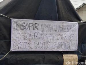 Demo Sopir Truk di Pelabuhan Makassar, Massa Akan Protes Kebijakan ODOL Demo Sopir Truk di Pelabuhan Makassar, Massa Akan Protes Kebijakan ODOL