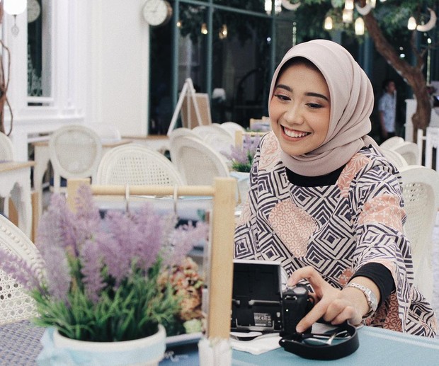 Penulis perempuan Indonesia