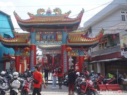 Ini Vihara Kwan Im di Singkawang, Sang Dewi Welas Asih