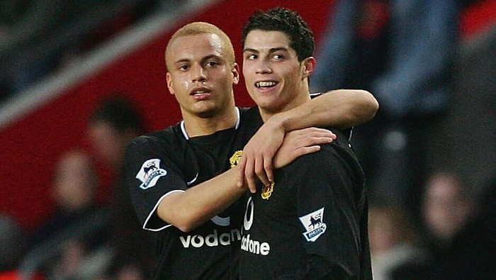 SOUTHAMPTON, ENGLAND -  MARCH 12:  Christian Ronaldo of Manchester United is congratulated by Wes Brown after scoring during the FA Cup quarter-final between Southampton and Manchester United on March 12, 2005 at the St. Marys Stadium in Southampton, England. (Photo by Mike Hewitt/Getty Images)