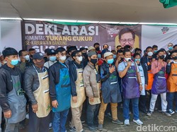 Tukang Cukur di Bandung Deklarasi Dukung Cak Imin Jadi Capres 2024