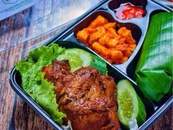 Keren! Usaha Katering Ayam Milik Keluarga Ini Bertahan Lebih 20 Tahun