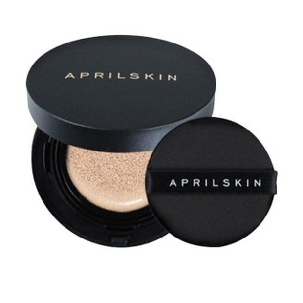 April Skin Snow Magic Cushion