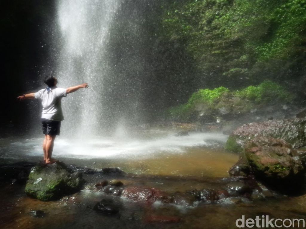 Curug Cigoong, Air Terjun Cantik nan Tersembunyi di Cianjur