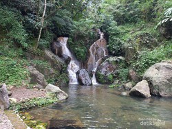 Curug Emas Bogor, Curug Indah nan Sepi yang Cocok Buat Healing