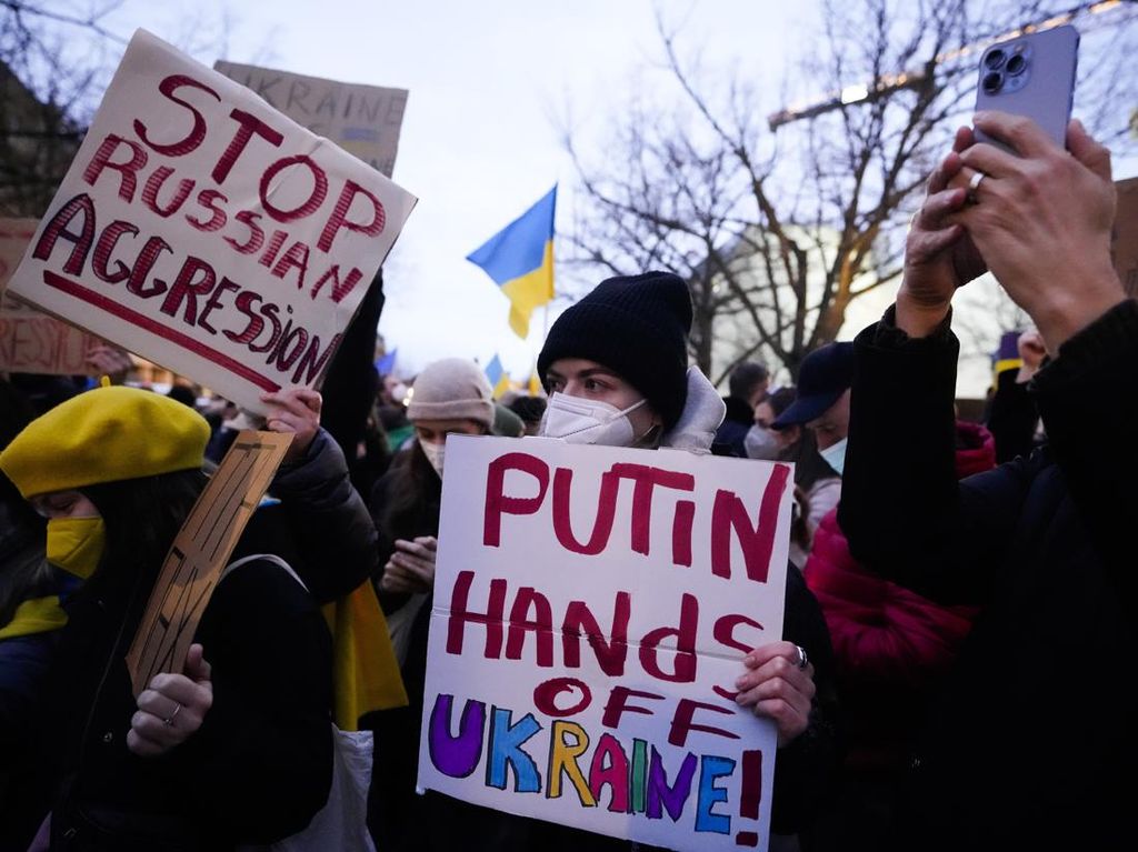 Perang Rusia Vs Ukraina, RI Harus Antisipasi Dampak Ekonomi-Keamanan Perang Rusia Vs Ukraina, RI Harus Antisipasi Dampak Ekonomi-Keamanan