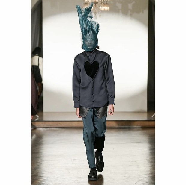 Rizal Rama berjalan di show Daniel W. Fletcher/