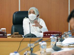 Legislator PDIP DKI Usul Ide Kampung Deret Jokowi Dipakai Atasi Air Tercemar Legislator PDIP DKI Usul Ide Kampung Deret Jokowi Dipakai Atasi Air Tercemar