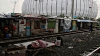 Sisi Lain di Balik Kemegahan Stadion Kebanggaan Jakarta