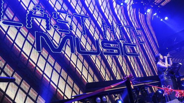 One Stop Entertainment, Black Owl Hadir di PIK