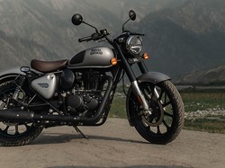 Tampang Moge Klasik Royal Enfield Classic 350, Harganya Rp 105 Jutaan