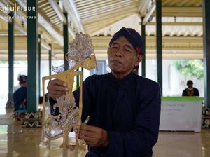 Ini Dia Sosok Abdi Dalem Perawat Wayang Kulit Keraton Jogja Ini Dia Sosok Abdi Dalem Perawat Wayang Kulit Keraton Jogja