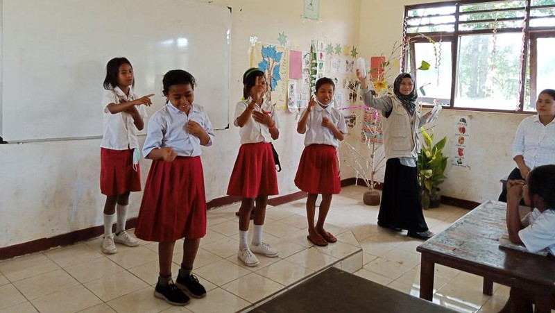 Yuk Bantu Sofi Majukan Pendidikan dan Kebersihan di Reda Meter Sumba!