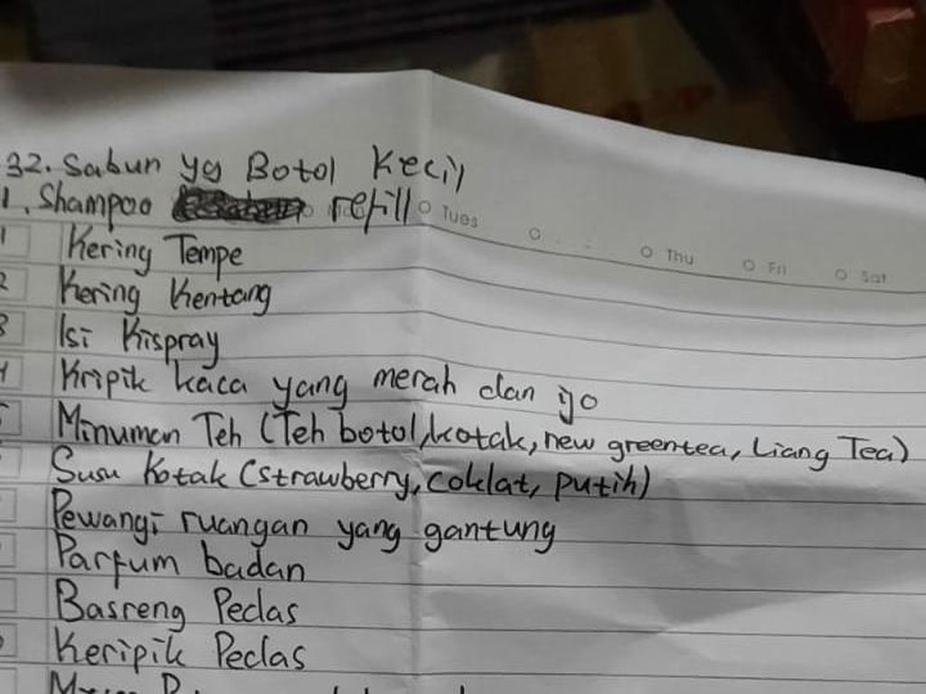 Tinggal di Pesantren, Anak Ini Kirim Daftar Makanan Panjang ke Kakaknya Tinggal di Pesantren, Anak Ini Kirim Daftar Makanan Panjang ke Kakaknya