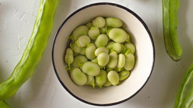 Manfaat edamame untuk bantu menurunkan kolesterol.