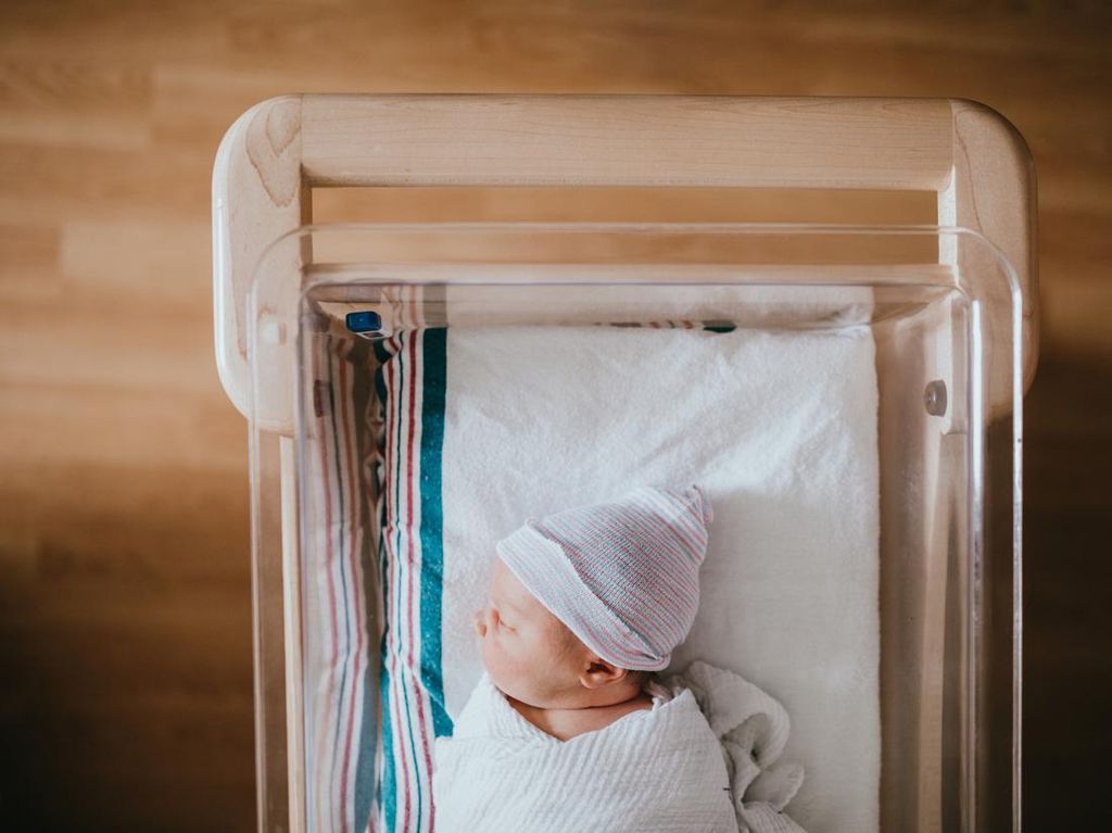 Bayi Prematur Dibuang ke Tempat Sampah di RS, Dikira Sprei Bayi Prematur Dibuang ke Tempat Sampah di RS, Dikira Sprei