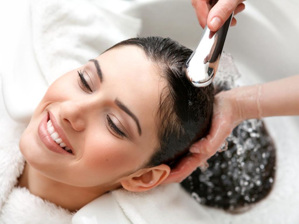 5 Manfaat Perawatan Keratin Rambut dan Cara Merawatnya
