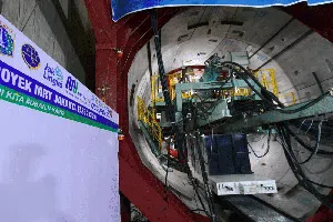 Jokowi Resmikan Bor Raksasa, Proyek MRT Bakal Ngebut Tembus Kota