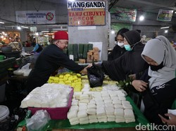 Harga Kedelai Meroket, Perajin Tahu-Tempe Jabar Bakal Mogok Produksi