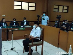 Pengacara Sebut Semua Berkas Perkara M Kace Batal Demi Hukum