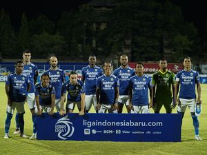 Tanggal Lahir Persib Bandung: 14 Maret 1933 atau 18 Maret 1934? Tanggal Lahir Persib Bandung: 14 Maret 1933 atau 18 Maret 1934?