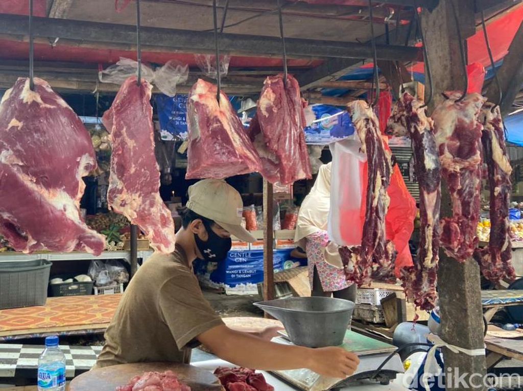Sepakat! Pedagang Daging Mogok 5 Hari Mulai Senin Sepakat! Pedagang Daging Mogok 5 Hari Mulai Senin