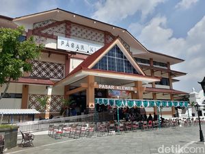 Vaksin Booster Sambil Belanja Batik di Pasar Klewer, Ini Jadwalnya