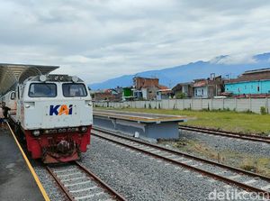 Jajal Uji Coba KA Garut-Cibatu, Warga: Pemandangannya TOP! Jajal Uji Coba KA Garut-Cibatu, Warga: Pemandangannya TOP!