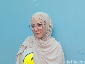 Ayu Aulia Akui Punya Masalah Kesehatan Mental Sejak 2018 Ayu Aulia Akui Punya Masalah Kesehatan Mental Sejak 2018