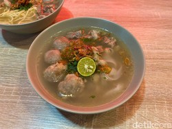 Bakso Gaya Pontianak Ini Bisa Hangatkan Badan di Musim Hujan