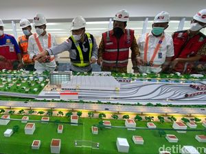 Dirut KAI-Adhi Karya Cek Depo LRT Jabodebek, Begini Progresnya