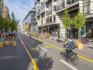 Perjuangan Kakek 89 Tahun demi Bisa Bertemu dengan 2 Anaknya