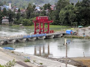 Ambisi Luhut RI Punya 21 GigaWatt Pembangkit EBT, Yakin Bisa Dikejar?