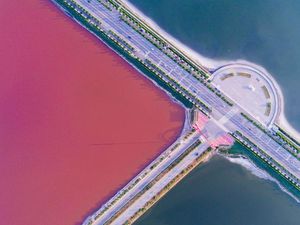 Bukan Laut Mati yang Anda Kenal, Ini Made In China