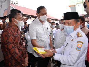 Kunjungi Pasar Jambi, Mendag Pastikan Ketersediaan Minyak Goreng Aman