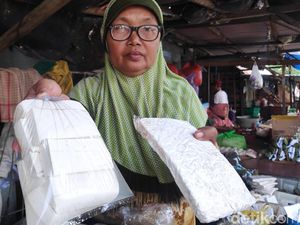 Pedagang Pasar Rembang Kompak Naikkan Harga Tahu, Jadi Berapa? Pedagang Pasar Rembang Kompak Naikkan Harga Tahu, Jadi Berapa?