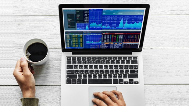 Penyebab bergejolaknya IHSG saham efek perang Rusia yang berasal dari minyak dan kebijakan The Fed.