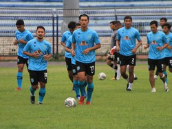 Rekor Buruk Persela: Tak Menang di 20 Laga Secara Beruntun
