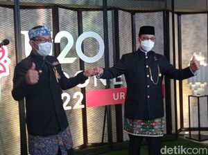 Anies Colek RK Usai Bocah SCBD Sebut Ridwan Kamil Gubernur DKI Anies Colek RK Usai Bocah SCBD Sebut Ridwan Kamil Gubernur DKI
