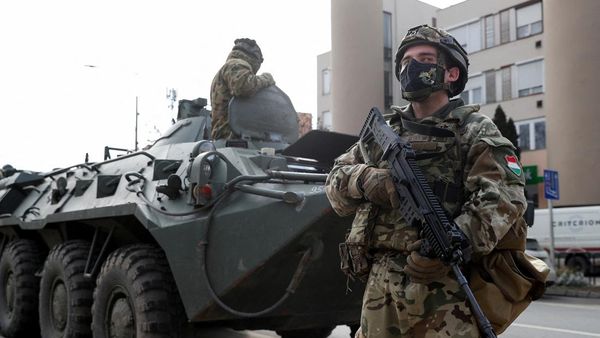 Rusia Serang Ukraina, Tentara Hongaria Siaga