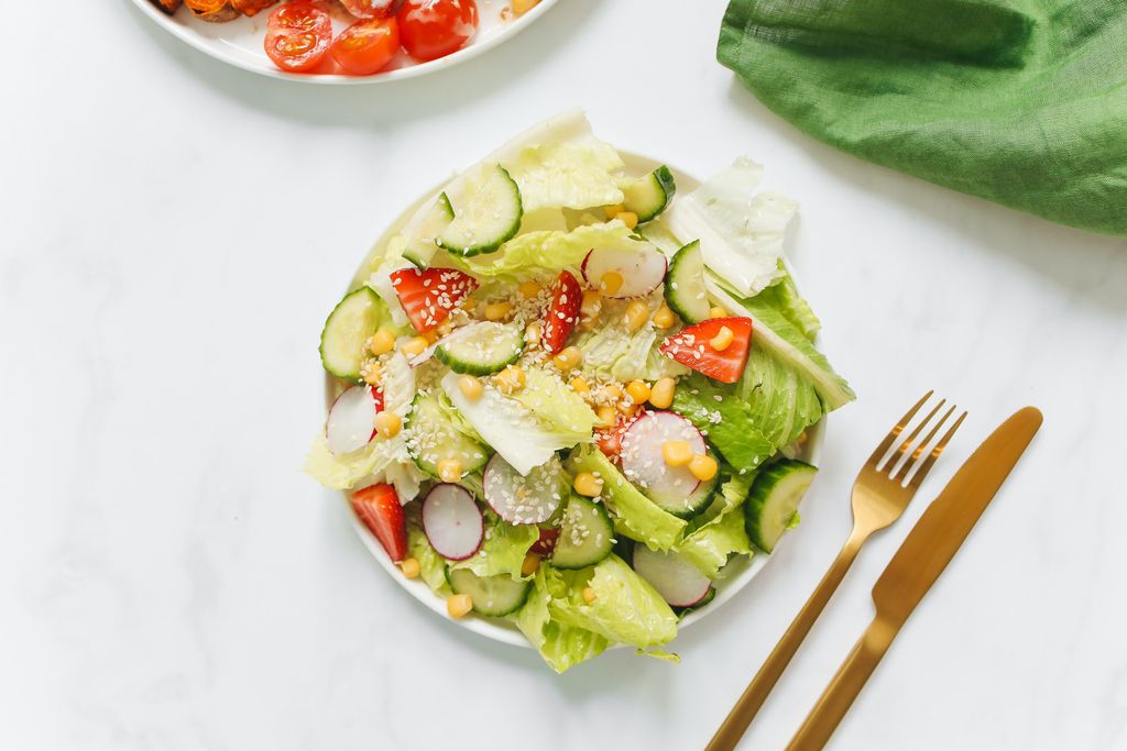 Salad sayuran dan buah/Foto: Pexels/Polina Tankilevitch